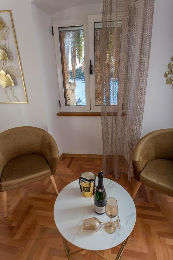 Deluxe Dreamy Room In The Center Of Hvar With Sea View 赫瓦尔 外观 照片